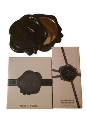 Viktor & Rolf Bundle A3